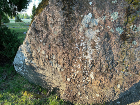 Minnet av Vänerns översvämningar 1773 och 1782 finns inristat på minnessten vid Kilsviken